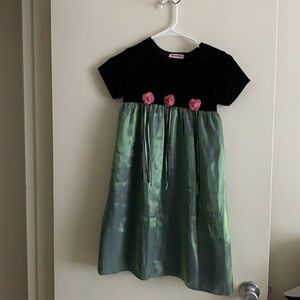 Jinelle Velour Dress (top part is velour) 4T/5T